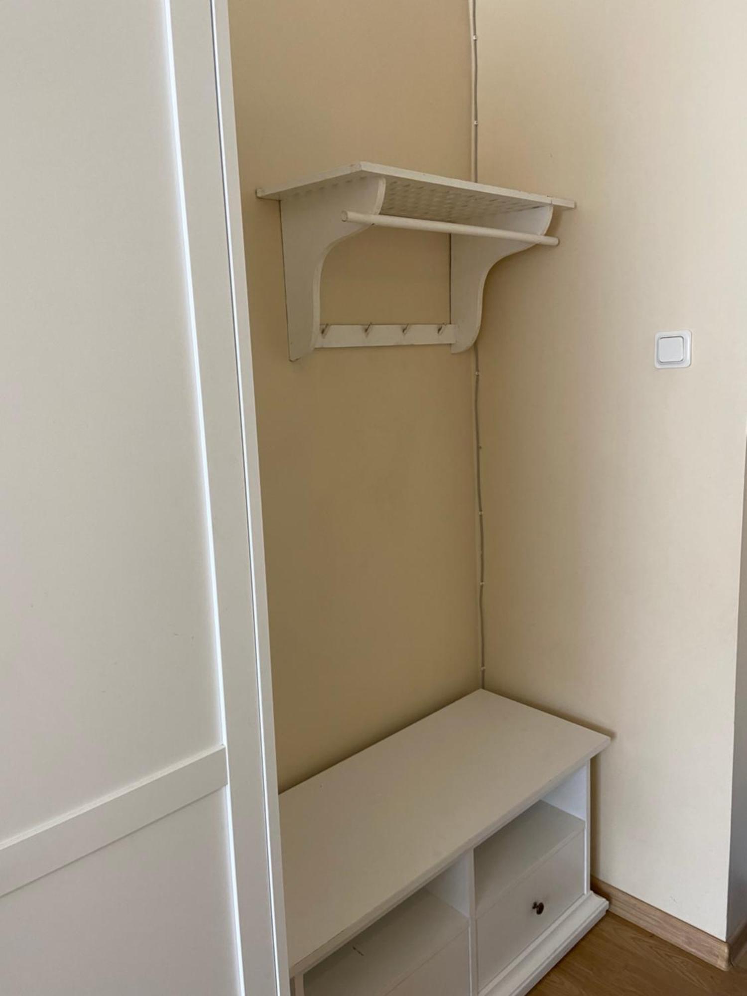 Myroom In Stroomi Area *